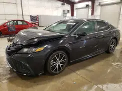 4T1G11AKXNU633795 2022 TOYOTA CAMRY