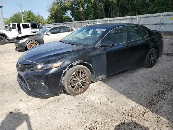 4T1G11AKXNU634400 2022 TOYOTA CAMRY - Image 1