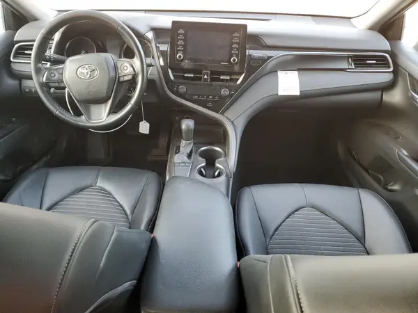 4T1G11AKXNU638561 2022 TOYOTA CAMRY - Image 8