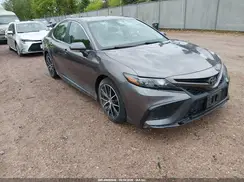 4T1G11AKXNU645638 2022 TOYOTA CAMRY