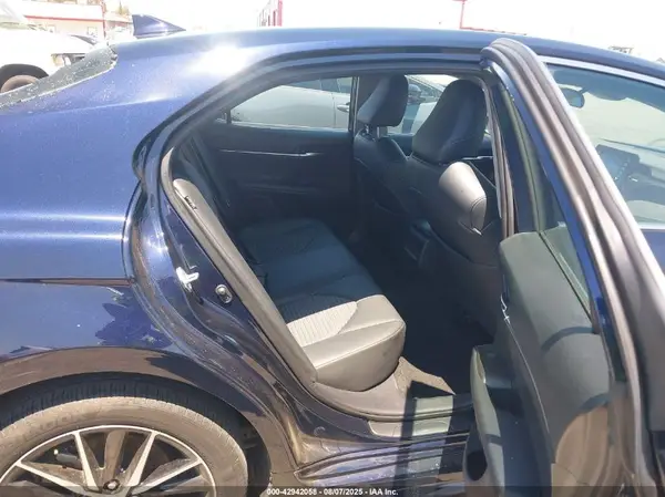 4T1G11AKXNU646725 2022 TOYOTA CAMRY - Image 8