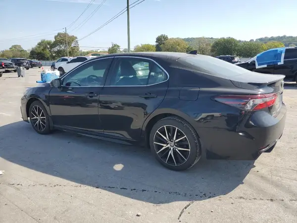 4T1G11AKXNU651245 2022 TOYOTA CAMRY - Image 2