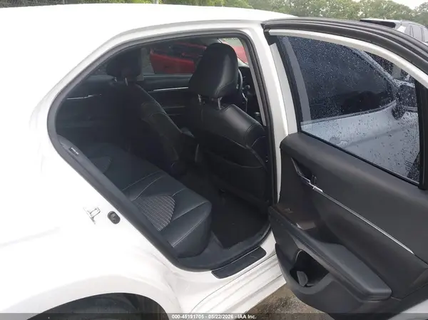4T1G11AKXNU653724 2022 TOYOTA CAMRY - Image 8