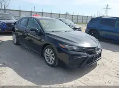 4T1G11AKXNU661273 2022 TOYOTA CAMRY
