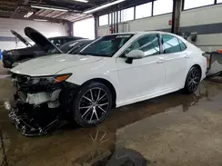 4T1G11AKXNU662648 2022 TOYOTA CAMRY