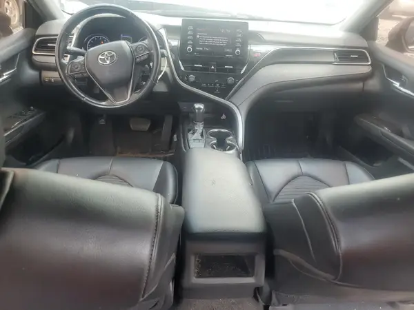 4T1G11AKXNU672418 2022 TOYOTA CAMRY - Image 8