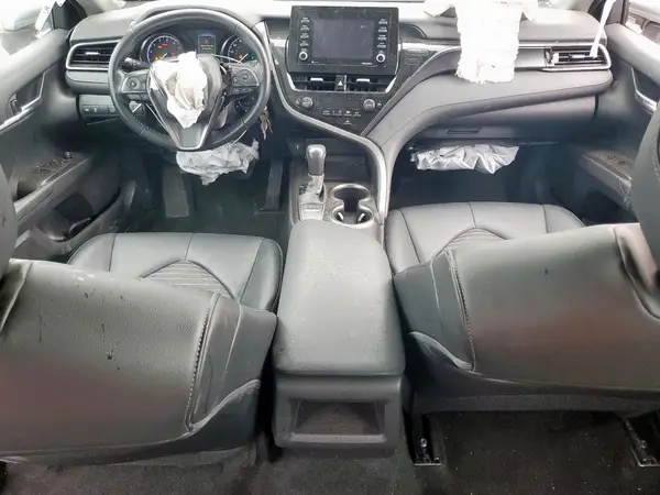 4T1G11AKXNU675979 2022 TOYOTA CAMRY - Image 8