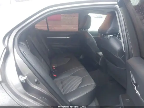 4T1G11AKXNU681555 2022 TOYOTA CAMRY - Image 8