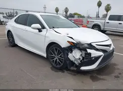 4T1G11AKXNU682768 2022 TOYOTA CAMRY
