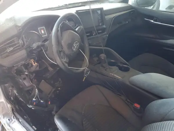 4T1G11AKXNU684004 2022 TOYOTA CAMRY - Image 8