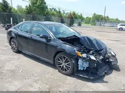 4T1G11AKXNU693267 2022 TOYOTA CAMRY