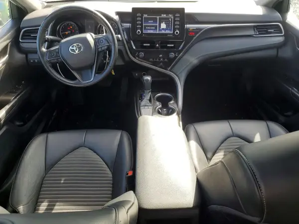 4T1G11AKXNU698257 2022 TOYOTA CAMRY - Image 8