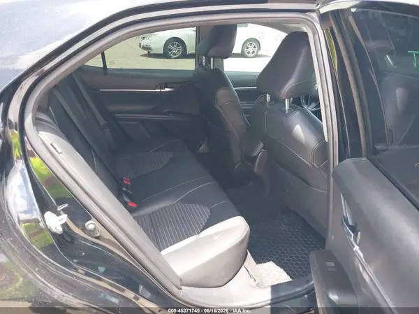 4T1G11AKXNU707555 2022 TOYOTA CAMRY - Image 8