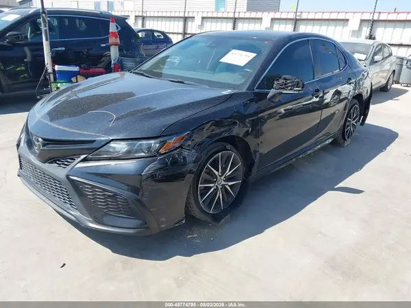 4T1G11AKXNU711931 2022 TOYOTA CAMRY - Image 2