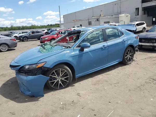 4T1G11AKXPU101434 2023 TOYOTA CAMRY - Image 1