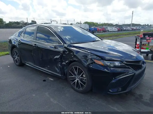 4T1G11AKXPU120078 2023 TOYOTA CAMRY - Image 1