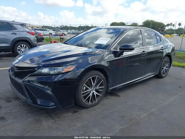 4T1G11AKXPU120078 2023 TOYOTA CAMRY - Image 2