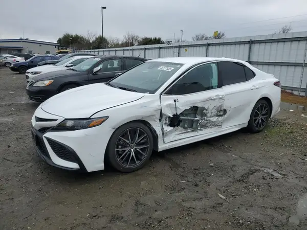 4T1G11AKXPU120470 2023 TOYOTA CAMRY - Image 1