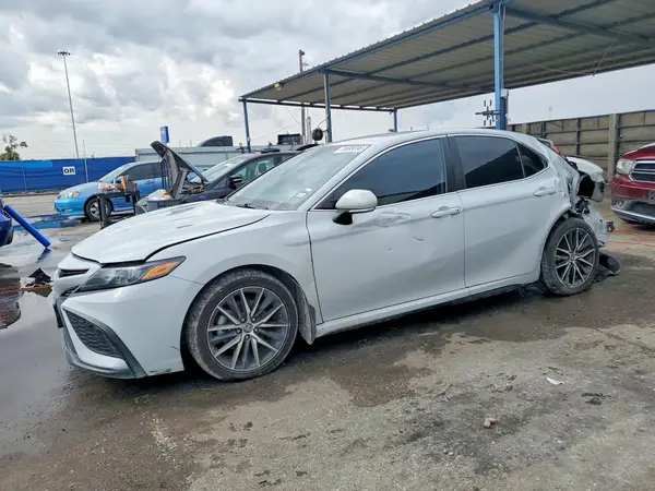 4T1G11AKXPU121330 2023 TOYOTA CAMRY - Image 1