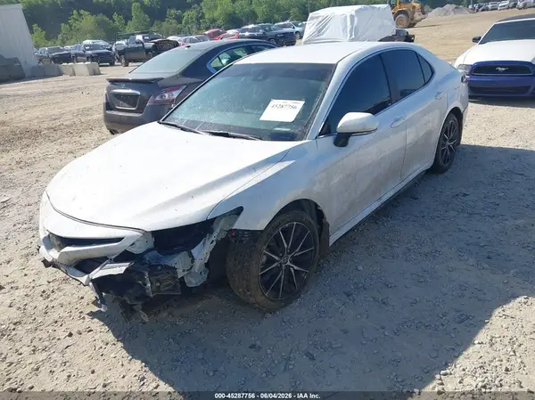 4T1G11AKXPU134885 2023 TOYOTA CAMRY - Image 2