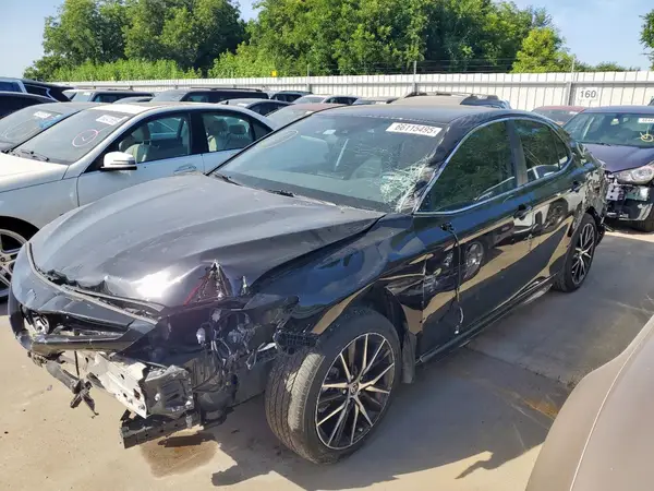 4T1G11AKXPU147748 2023 TOYOTA CAMRY - Image 1