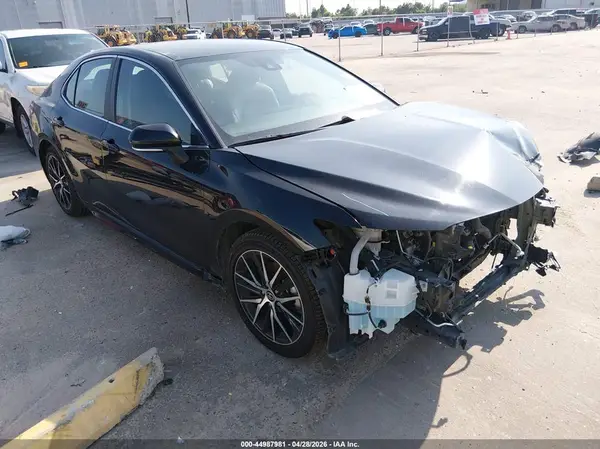 4T1G11AKXPU154716 2023 TOYOTA CAMRY - Image 1