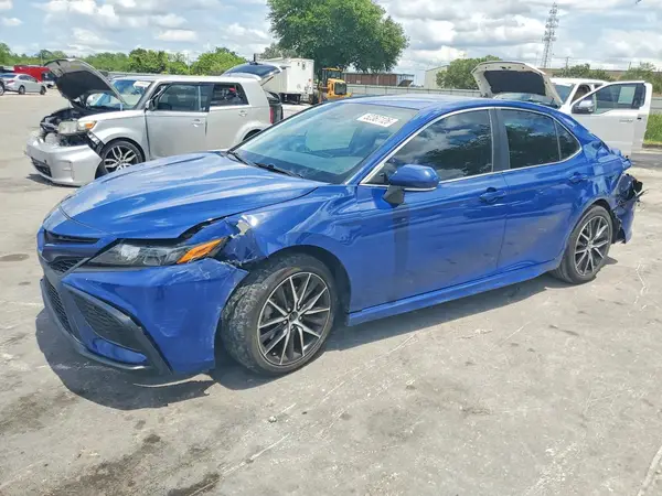 4T1G11AKXPU157759 2023 TOYOTA CAMRY - Image 1