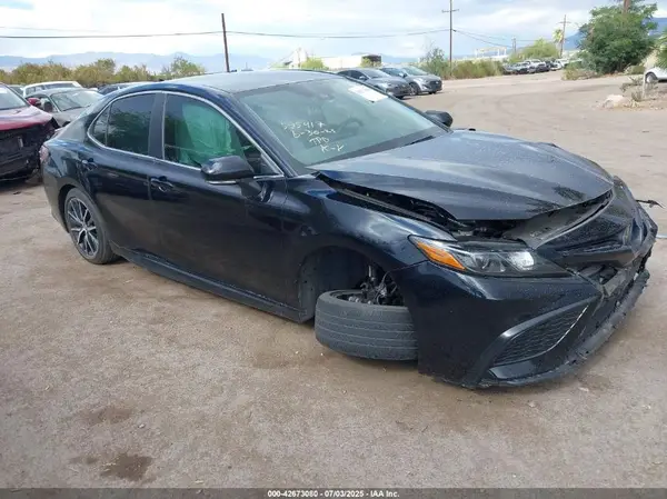 4T1G11AKXPU161200 2023 TOYOTA CAMRY - Image 1