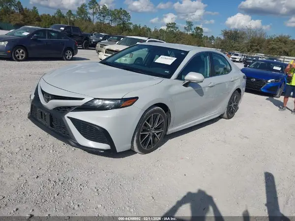 4T1G11AKXPU161326 2023 TOYOTA CAMRY - Image 2