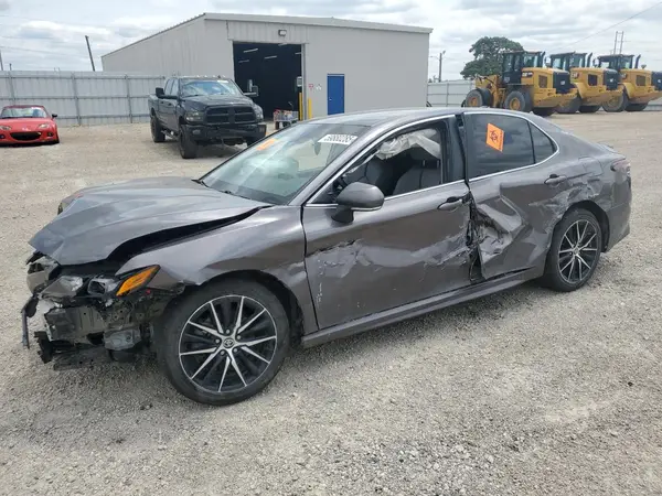 4T1G11AKXPU161794 2023 TOYOTA CAMRY - Image 1
