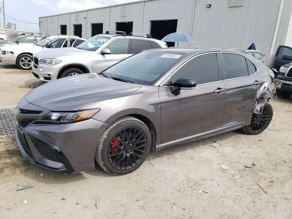 4T1G11AKXPU163965 2023 TOYOTA CAMRY - Image 1