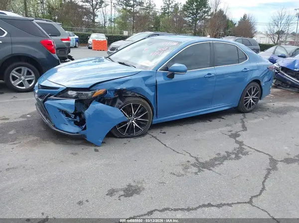4T1G11AKXPU183021 2023 TOYOTA CAMRY - Image 2