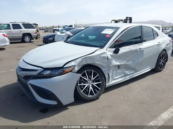 4T1G11AKXPU187666 2023 TOYOTA CAMRY - Image 2