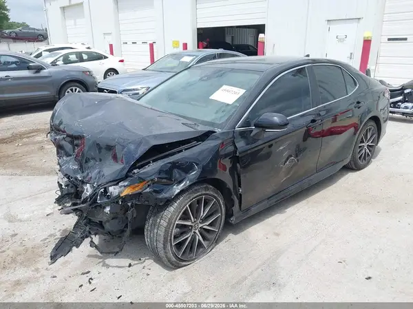 4T1G11AKXPU732619 2023 TOYOTA CAMRY - Image 2