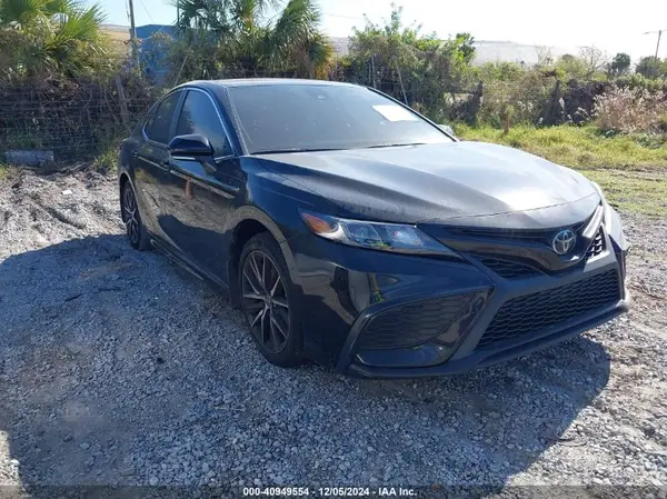 4T1G11AKXPU734936 2023 TOYOTA CAMRY - Image 1