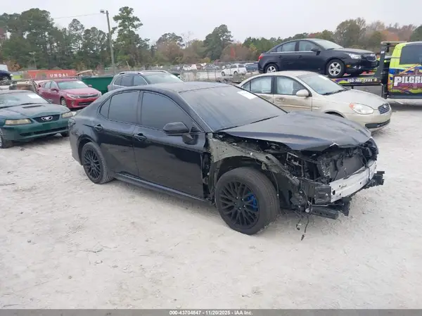 4T1G11AKXPU735441 2023 TOYOTA CAMRY - Image 1