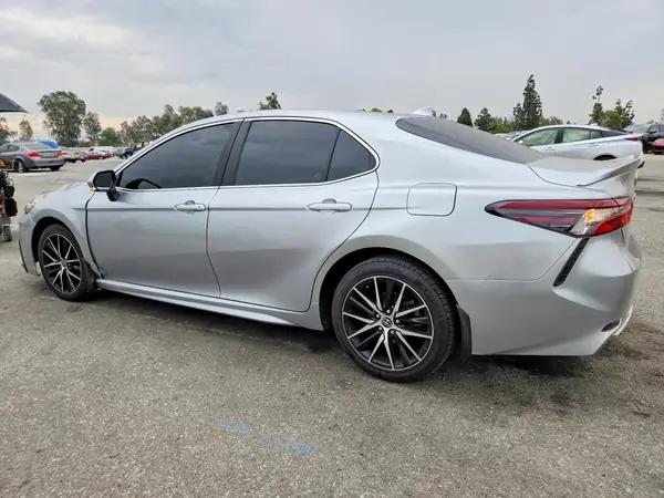 4T1G11AKXPU747413 2023 TOYOTA CAMRY - Image 2
