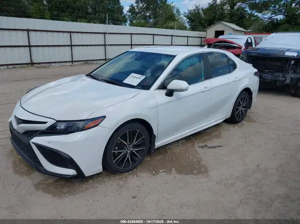 4T1G11AKXPU755740 2023 TOYOTA CAMRY - Image 2