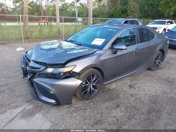 4T1G11AKXPU759352 2023 TOYOTA CAMRY - Image 2