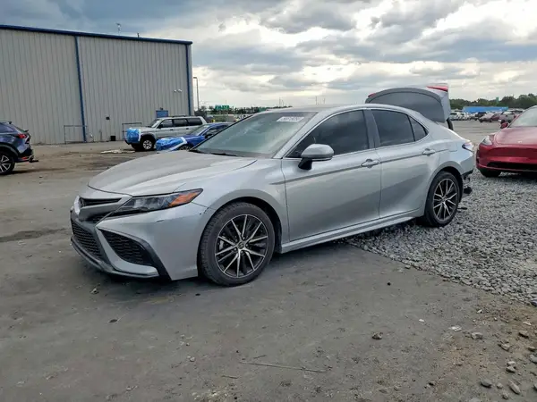 4T1G11AKXPU761165 2023 TOYOTA CAMRY - Image 1