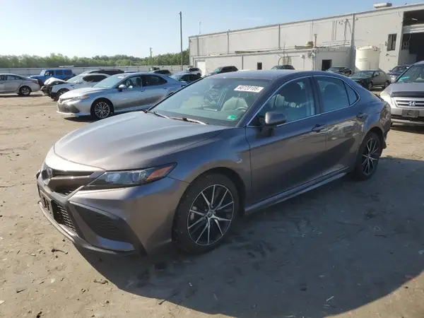 4T1G11AKXPU767600 2023 TOYOTA CAMRY - Image 1