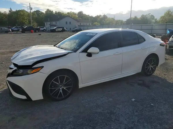 4T1G11AKXPU772909 2023 TOYOTA CAMRY - Image 1