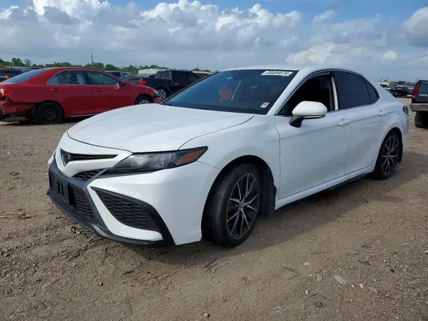 4T1G11AKXPU773932 2023 TOYOTA CAMRY - Image 1