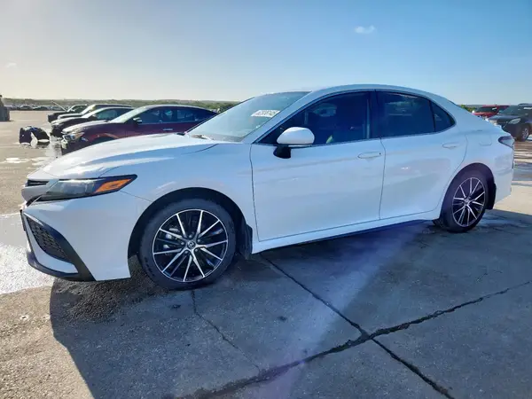 4T1G11AKXPU783926 2023 TOYOTA CAMRY - Image 1