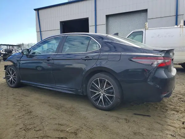4T1G11AKXPU787698 2023 TOYOTA CAMRY - Image 2