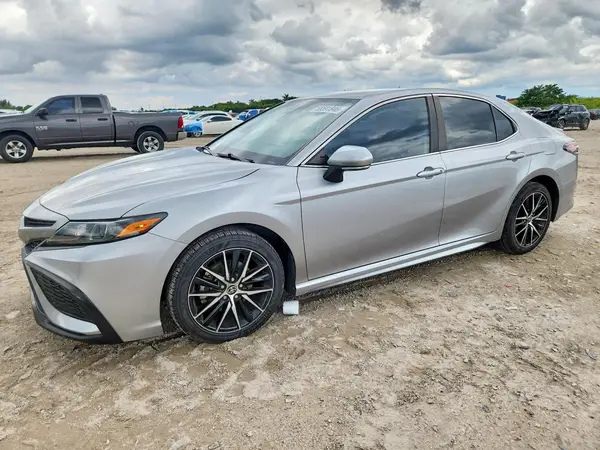 4T1G11AKXPU790133 2023 TOYOTA CAMRY - Image 1