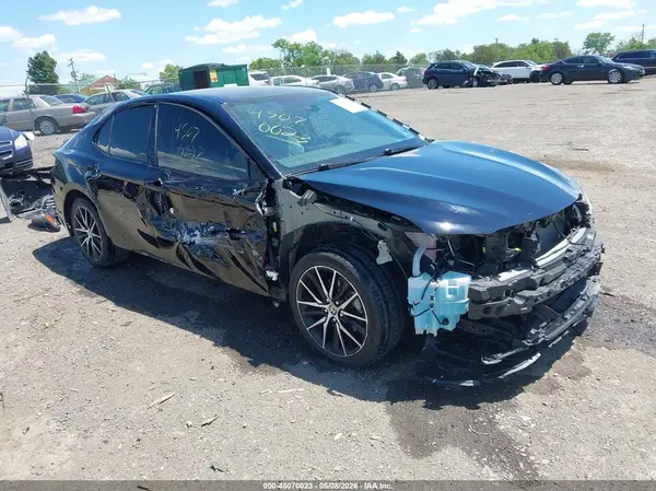 4T1G11AKXPU790567 2023 TOYOTA CAMRY - Image 1