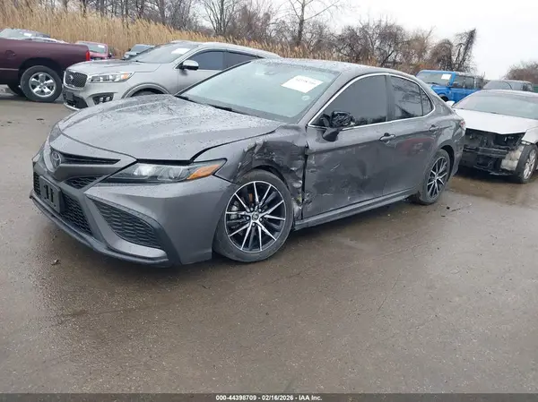 4T1G11AKXPU798345 2023 TOYOTA CAMRY - Image 2