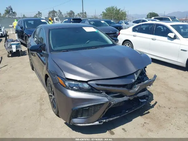 4T1G11AKXPU802734 2023 TOYOTA CAMRY - Image 1