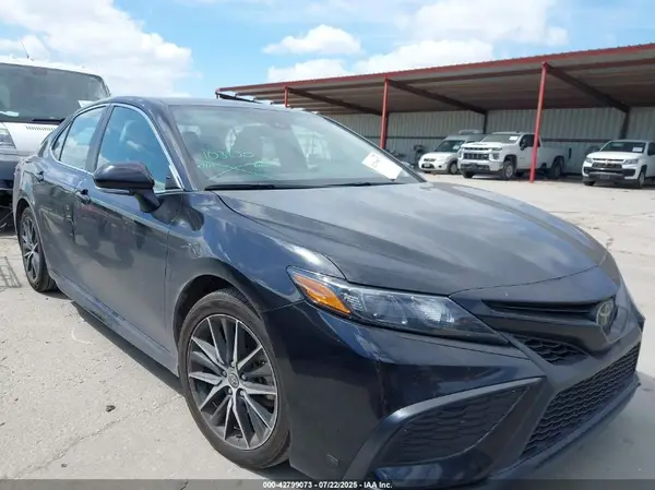 4T1G11AKXPU809411 2023 TOYOTA CAMRY - Image 1